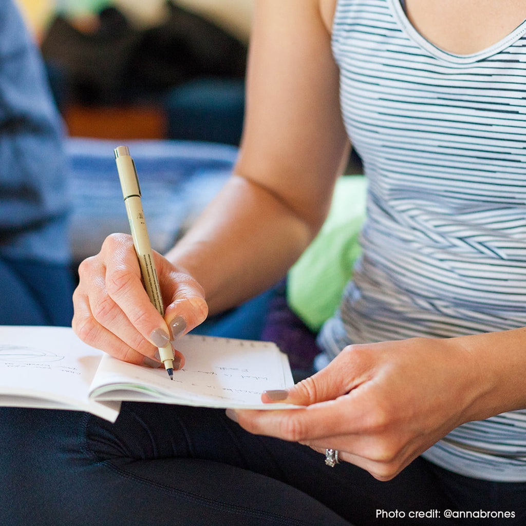 Sakura  Micron Fineliner Pens, Archival Black, 01 Tip Size, 3 Pk